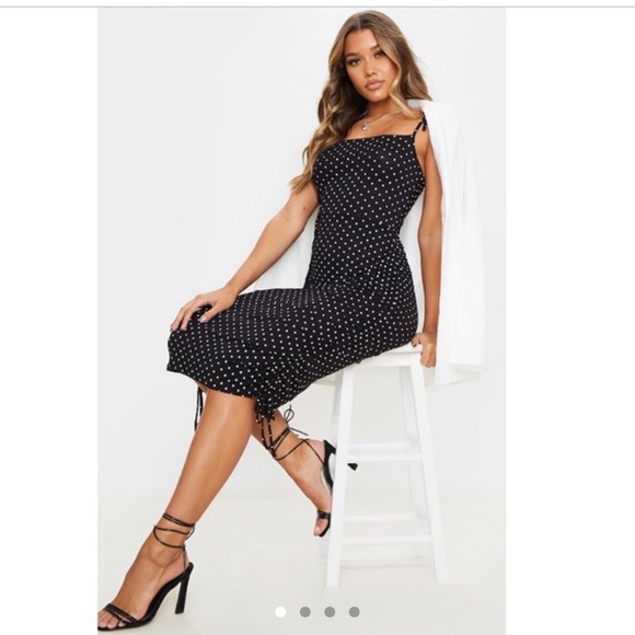 PrettyLittleThing Dresses & Skirts - Pretty little thing dress